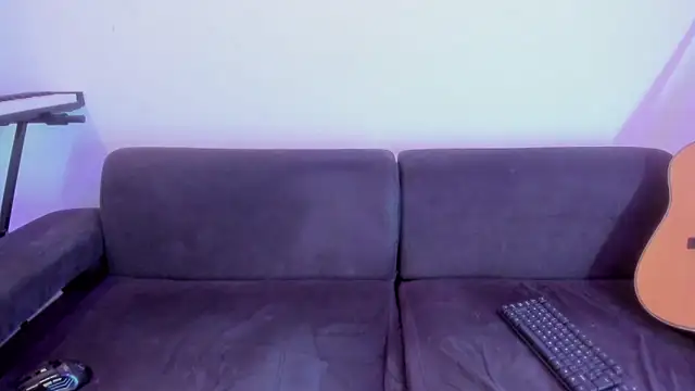 Henrikk senn online show from March 8, 8:39 am