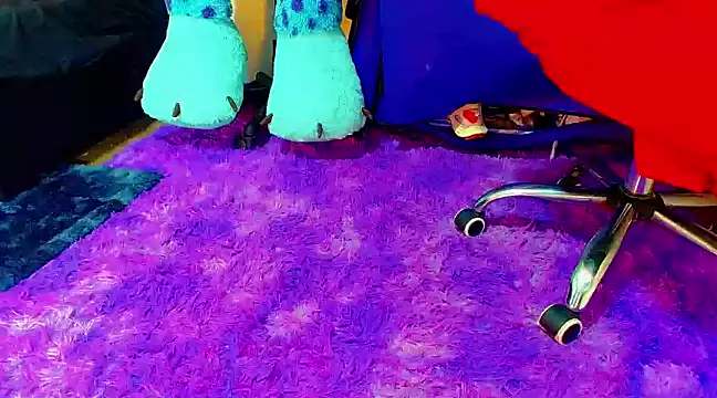 nicol gill  online show from February 5, 5:42 pm