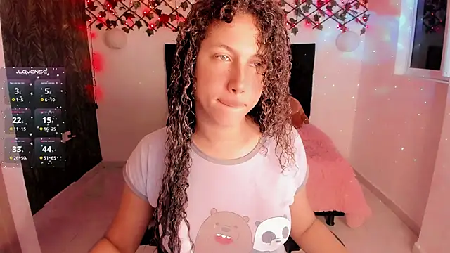 Lilith Miller21 online show from October 5, 7:15 pm
