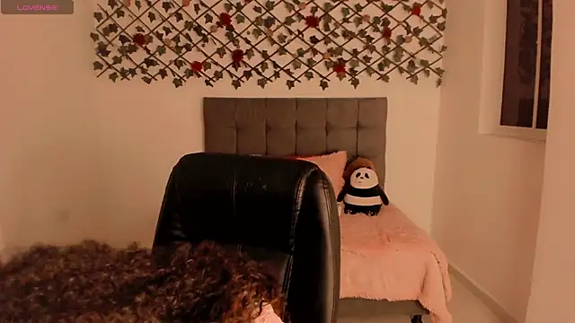 Lilith Miller21 online show from November 7, 8:24 pm