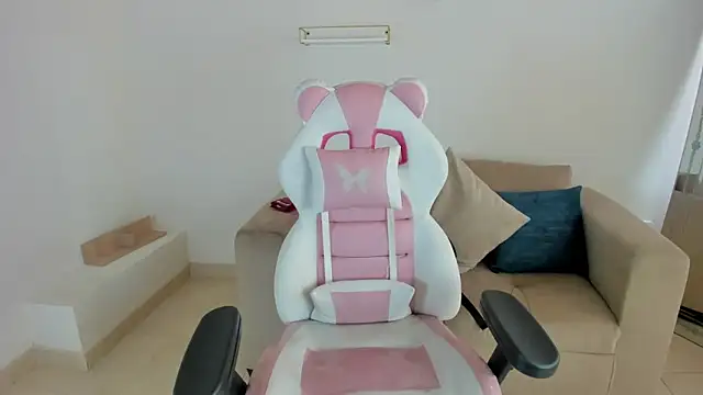 Charlotte cowell sub1  online show from September 15, 6:08 pm