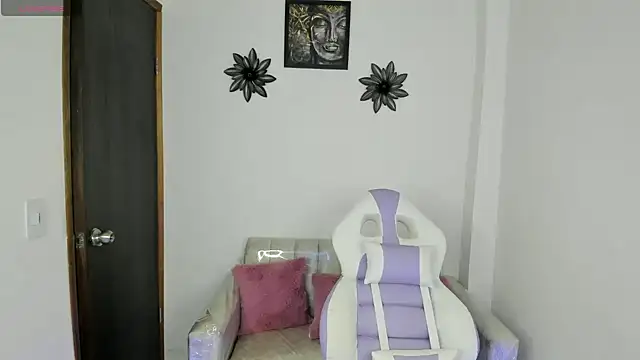 Charlotte cowell sub1  online show from March 21, 10:28 pm