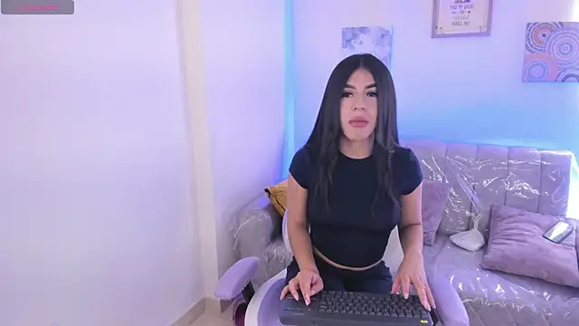 Charlotte cowell sub1  online show from October 21, 5:34 pm