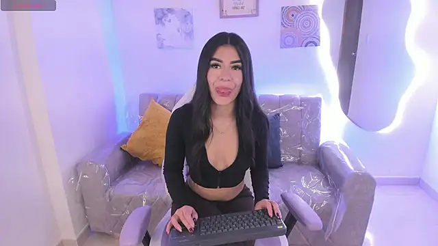 Charlotte cowell sub1  online show from November 4, 3:05 pm