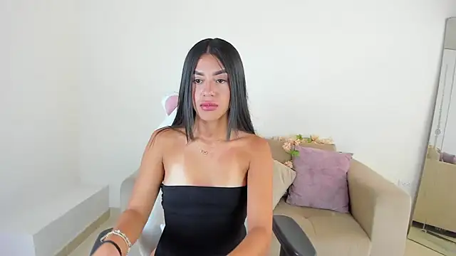 Charlotte cowell sub1  online show from March 10, 9:51 pm