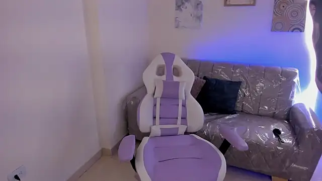 Charlotte cowell sub1  online show from September 20, 4:12 pm