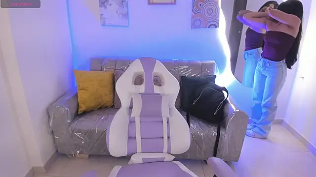 Charlotte cowell sub1  online show from November 11, 4:13 pm