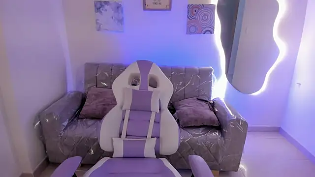 Charlotte cowell sub1  online show from September 16, 3:46 pm