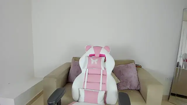 Charlotte cowell sub1  online show from February 27, 11:04 pm