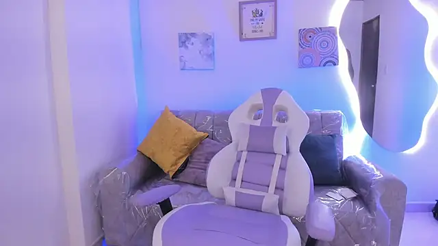 Charlotte cowell sub1  online show from September 25, 2:12 pm