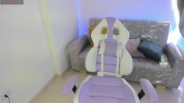 Charlotte cowell sub1  online show from October 15, 6:49 pm