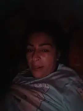 leidylapeque online show from July 11, 4:02 am