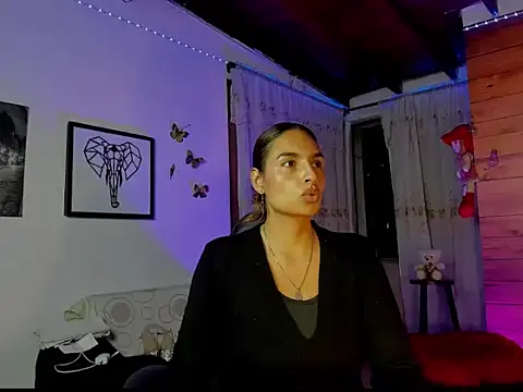 Snapshot of mykaelahoney chatting on February 14, 4:56 am mykaelahoney online show from February 14, 4:56 am