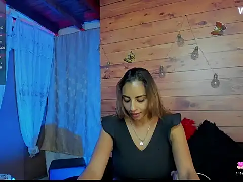 Snapshot of mykaelahoney chatting on October 23, 6:12 am mykaelahoney online show from October 23, 6:12 am
