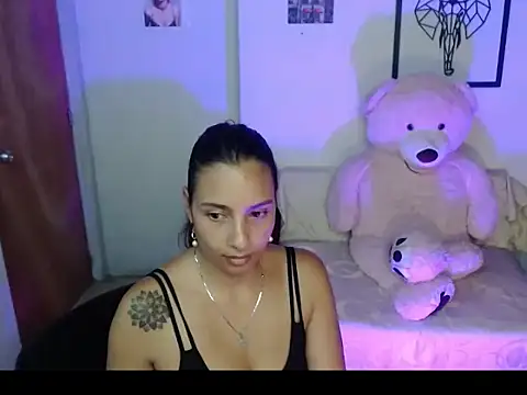 mykaelahoney online show from March 18, 4:59 am