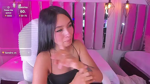 sophie ws online show from December 10, 4:56 am