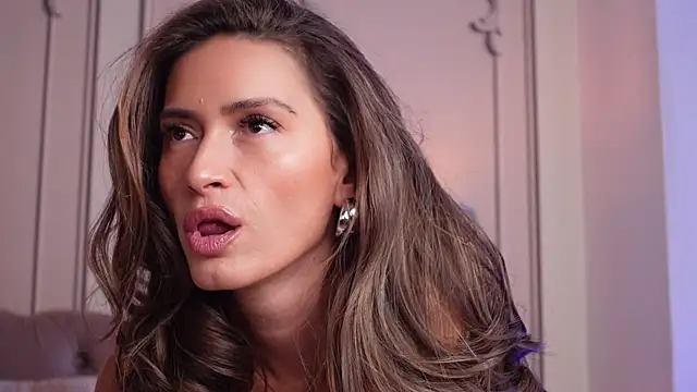 MayaVixxen online show from October 29, 2:54 am