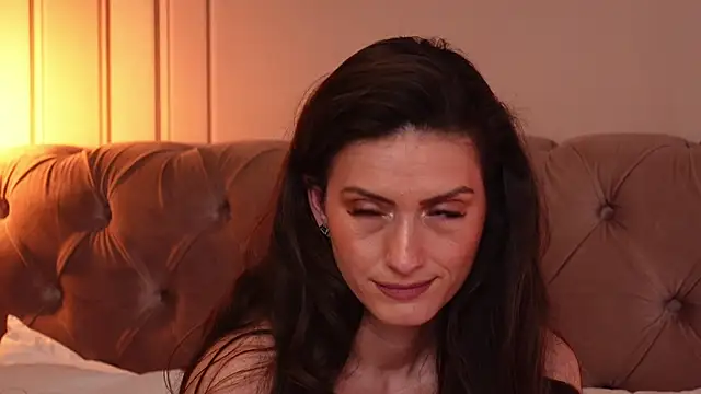 MayaVixxen online show from March 22, 8:40 am