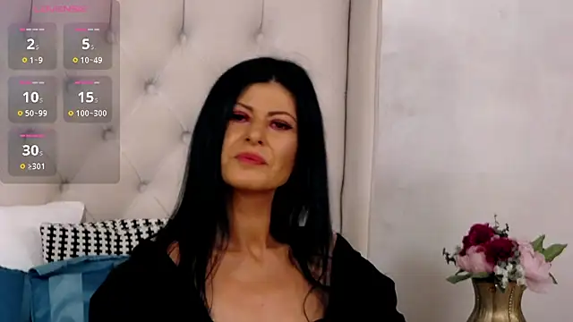 Snapshot of RosalieNorman chatting on September 12, 11:43 am RosalieNorman online show from September 12, 11:43 am