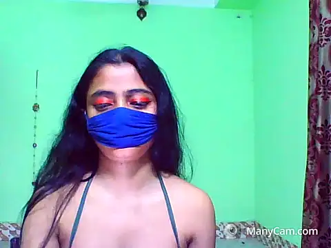 Snapshot of desi_diva chatting on May 6, 6:23 pm desi diva online show from May 6, 6:23 pm