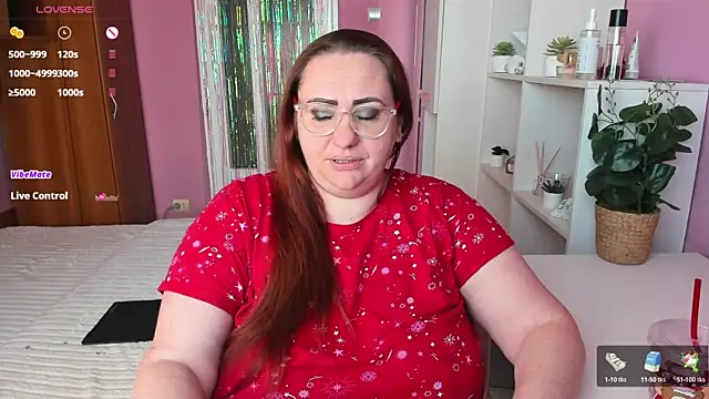 Snapshot of lovely_adelle chatting on March 9, 12:53 pm lovely adelle online show from March 9, 12:53 pm