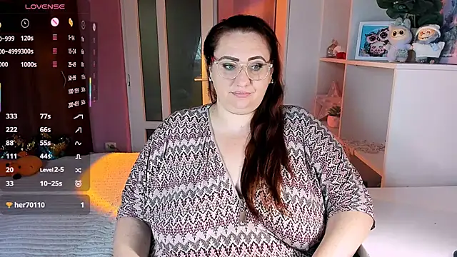 Snapshot of lovely_adelle chatting on November 30, 11:00 am lovely adelle online show from November 30, 11:00 am