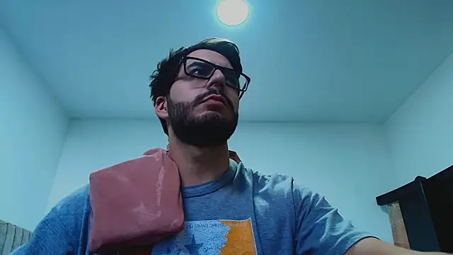 thomas gun online show from March 19, 10:10 pm