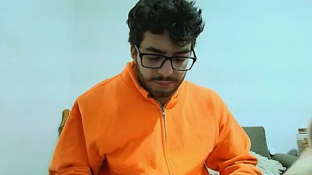 thomas gun online show from March 21, 3:41 am