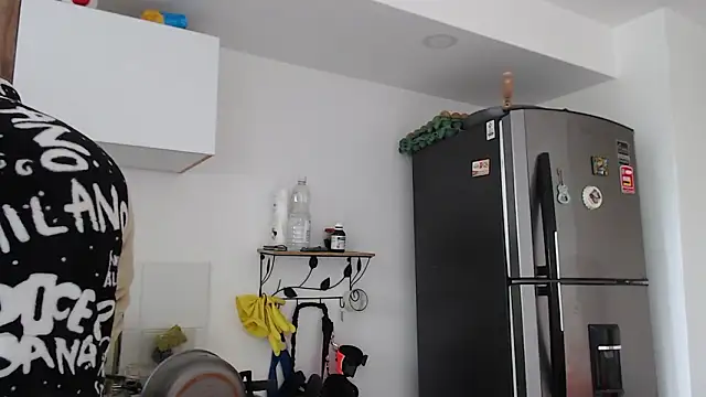 thomas gun online show from January 31, 8:07 pm