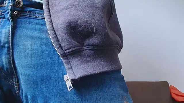 thomas gun online show from February 21, 9:06 pm