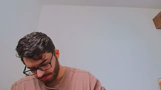 thomas gun online show from February 22, 6:20 pm