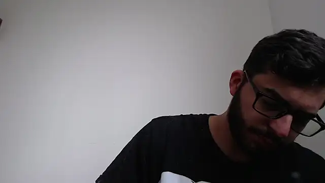 thomas gun online show from February 7, 3:53 pm