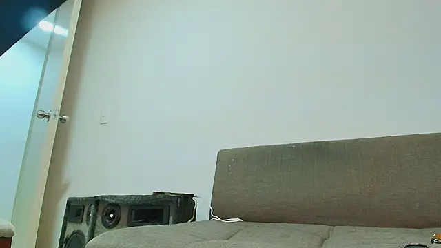 thomas gun online show from May 1, 2:05 am