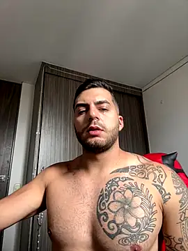 Snapshot of thomas_gun chatting on December 3, 4:11 pm thomas gun online show from December 3, 4:11 pm