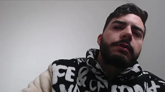 thomas gun online show from January 19, 3:49 pm