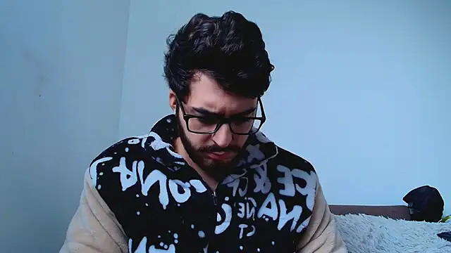 thomas gun online show from March 12, 11:58 am