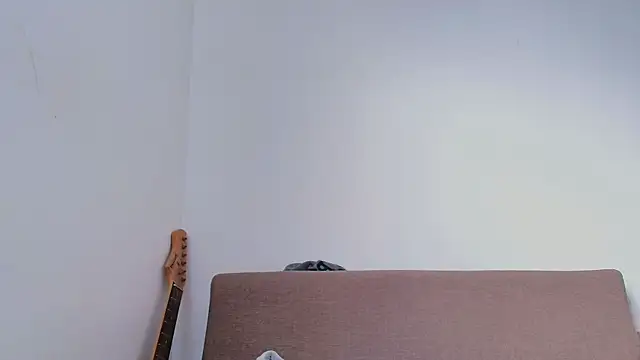 thomas gun online show from April 4, 8:04 pm