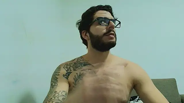 thomas gun online show from April 9, 2:24 am