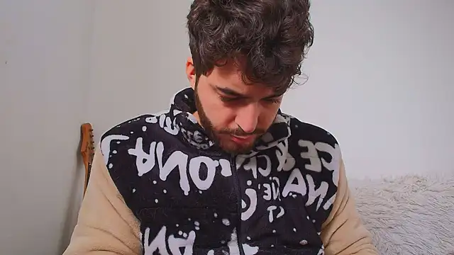 thomas gun online show from February 24, 3:13 pm