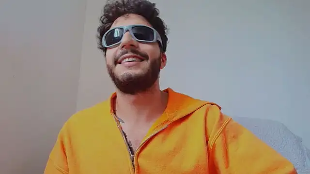 thomas gun online show from March 25, 3:33 pm