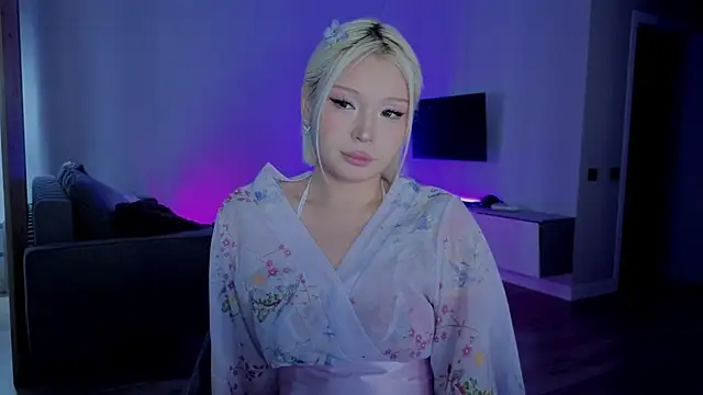 RileyMee online show from November 17, 3:21 am