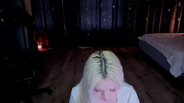 RileyMee online show from February 5, 3:35 am