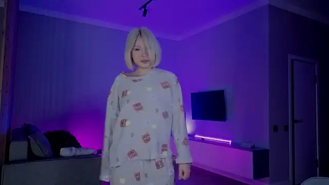 RileyMee online show from November 10, 3:11 am