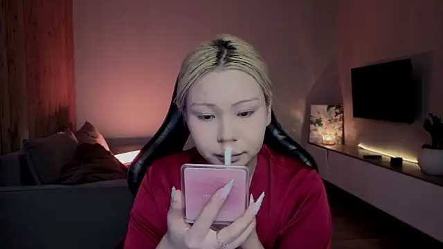 RileyMee online show from March 17, 3:31 am