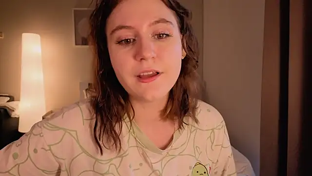 Snapshot of Diana_Flower chatting on November 20, 6:14 am Diana Flower online show from November 20, 6:14 am