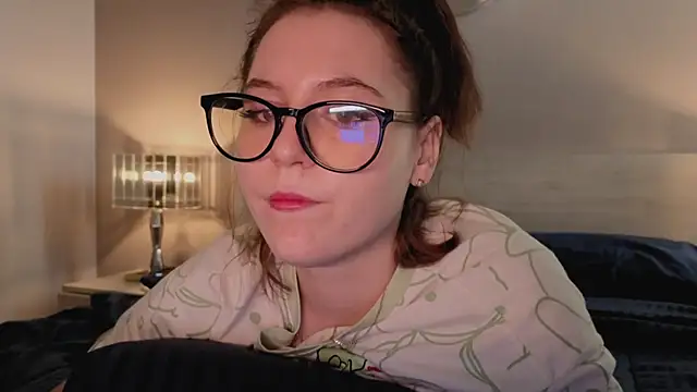 Snapshot of Diana_Flower chatting on October 23, 3:49 am Diana Flower online show from October 23, 3:49 am