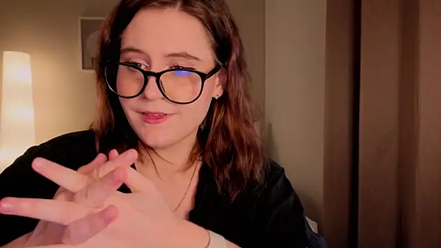 Snapshot of Diana_Flower chatting on December 4, 4:55 am Diana Flower online show from December 4, 4:55 am