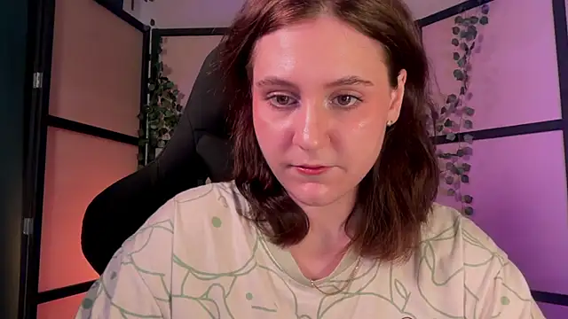 Snapshot of Diana_Flower chatting on July 2, 10:32 am Diana Flower online show from July 2, 10:32 am