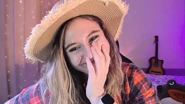 Snapshot of Diana_Flower chatting on February 14, 12:47 pm Diana Flower online show from February 14, 12:47 pm