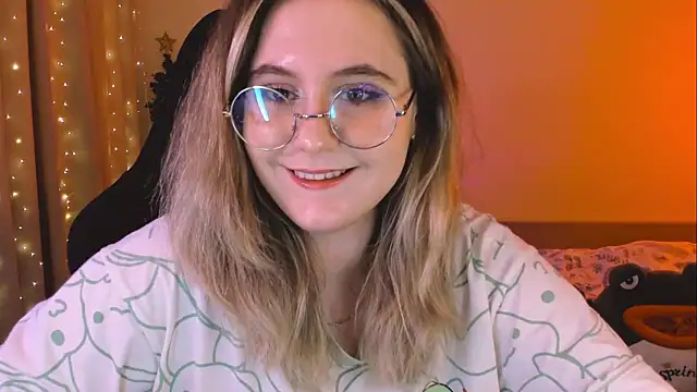 Snapshot of Diana_Flower chatting on January 31, 10:10 am Diana Flower online show from January 31, 10:10 am